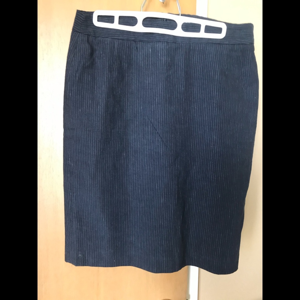 JCrew Navy pinstripes linen/cotton skirt